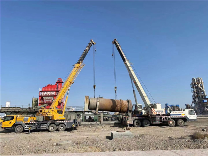雅安市吊车随车吊出租使用场景介绍