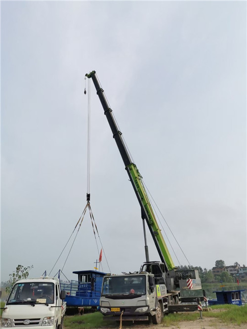 雅安市桥梁建设吊装案例